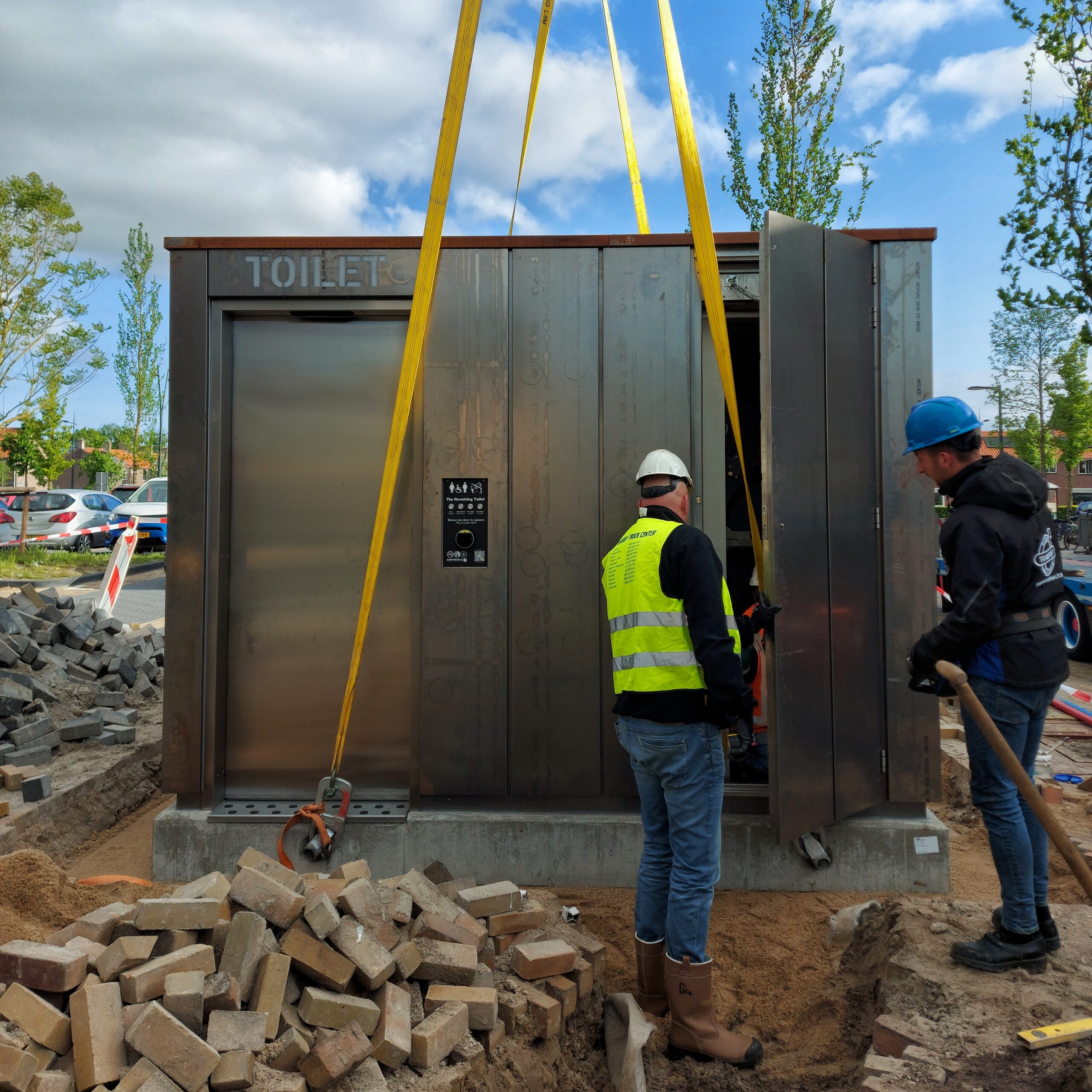 Installation des toilettes tournantes à Emmeloord